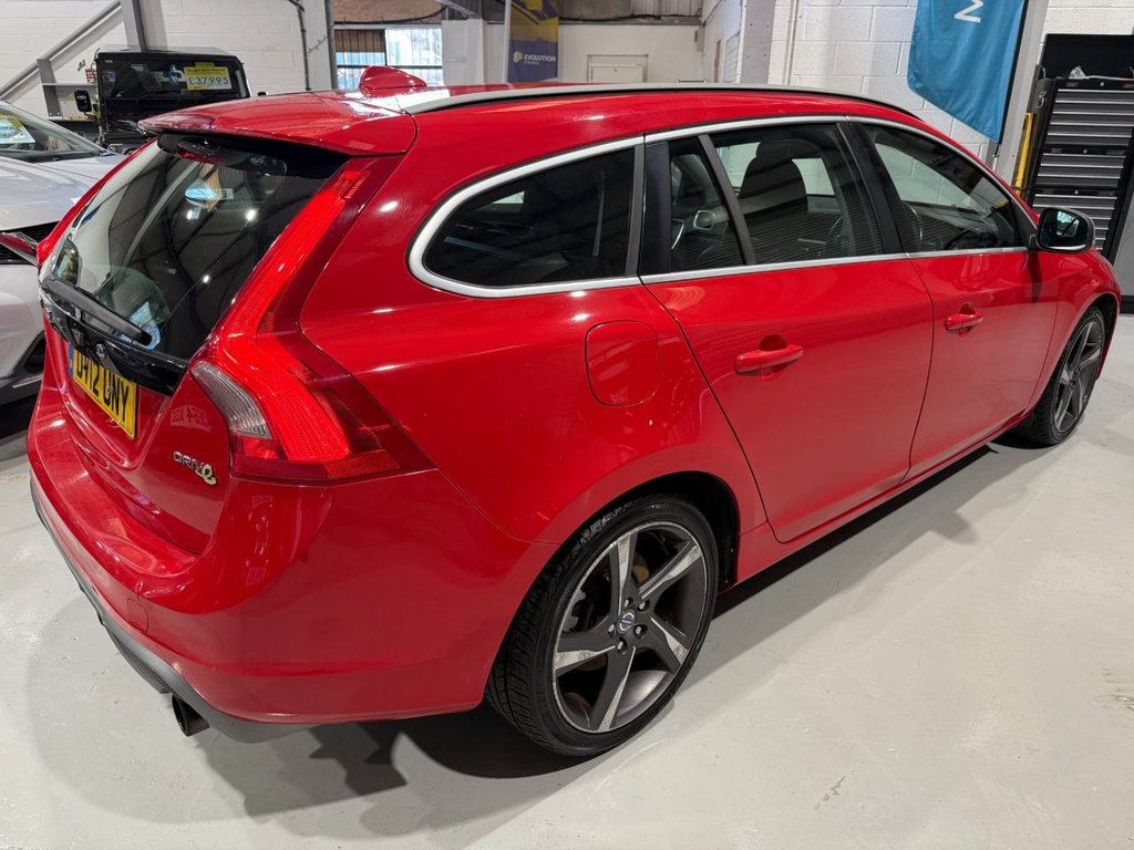 Used Volvo V60 2012 for sale - 76642189: Photo 3