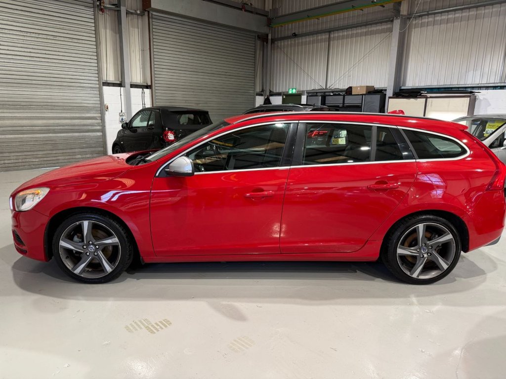 Used Volvo V60 2012 for sale - 76642189: Photo 6