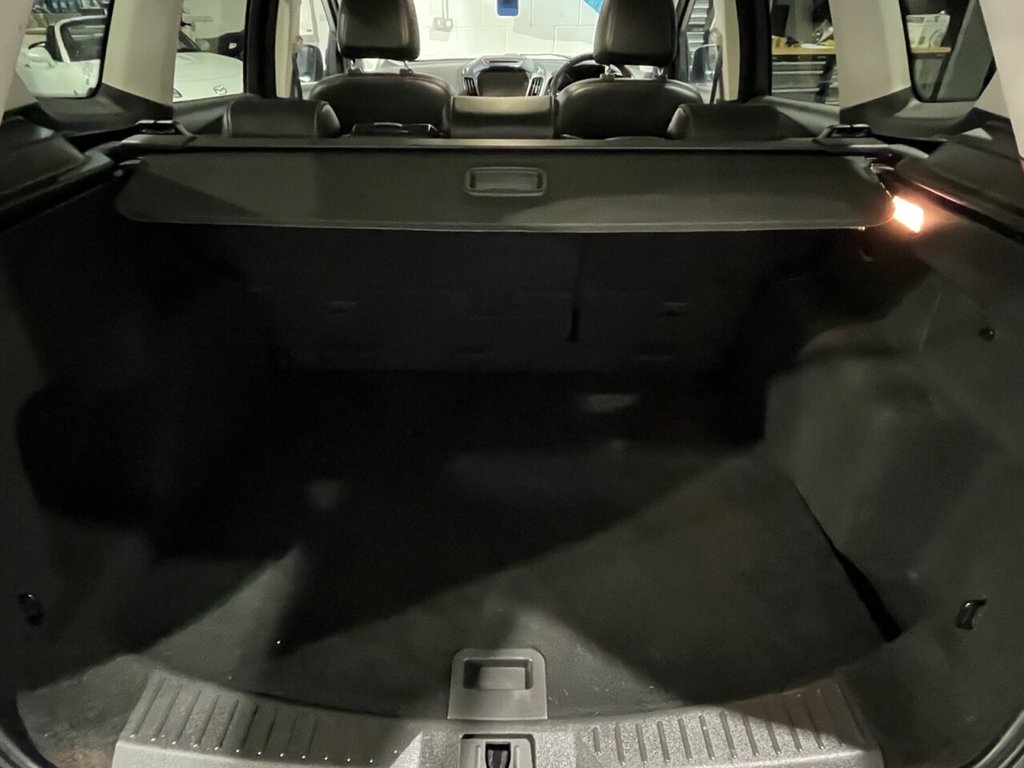 Used Ford Kuga 2016 for sale - 76417354: Photo 31