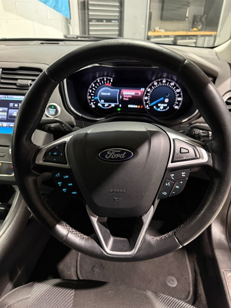 Used Ford Mondeo 2016 for sale - 77609334: Photo 16