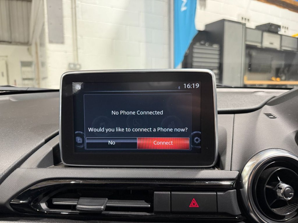 Used Mazda MX-5 2015 for sale - 76496321: Photo 33