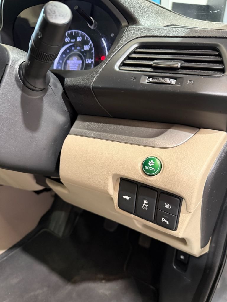 Used Honda CR-V 2015 for sale - 76327922: Photo 32