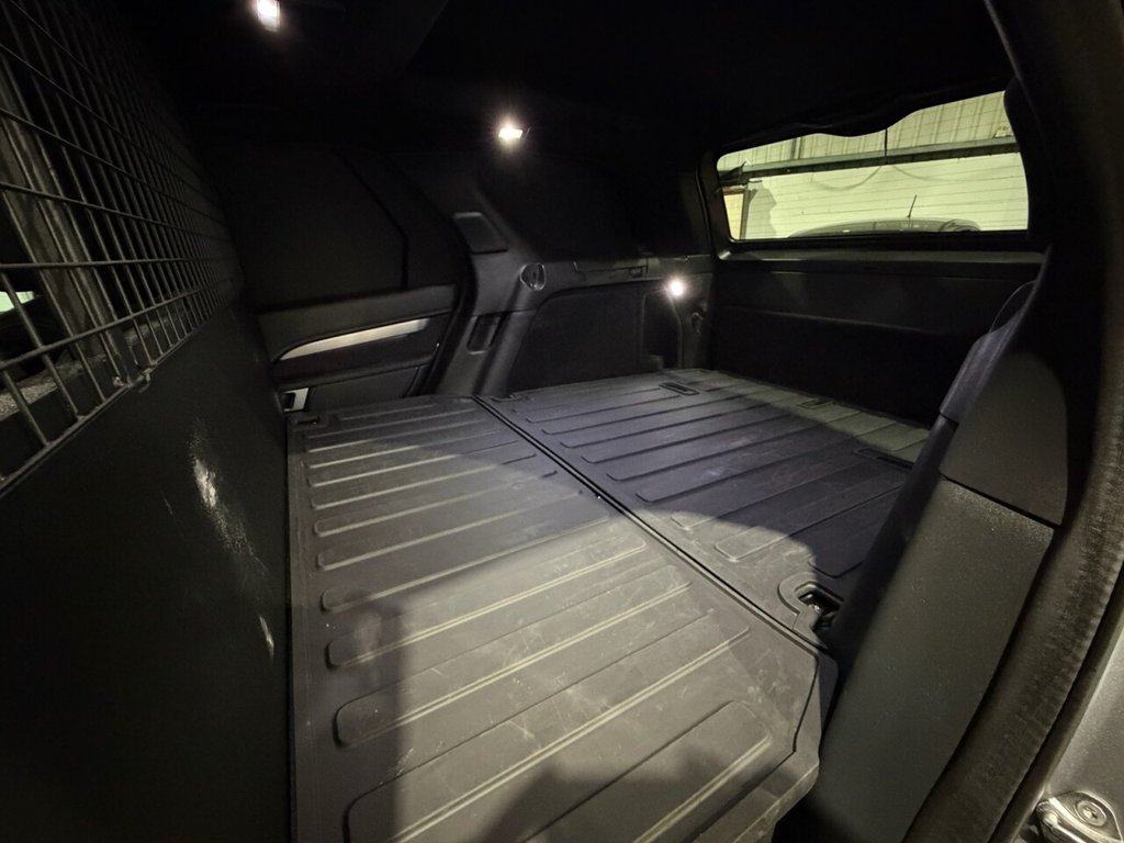 Used Land Rover Discovery 2024 for sale - 76973676: Photo 11