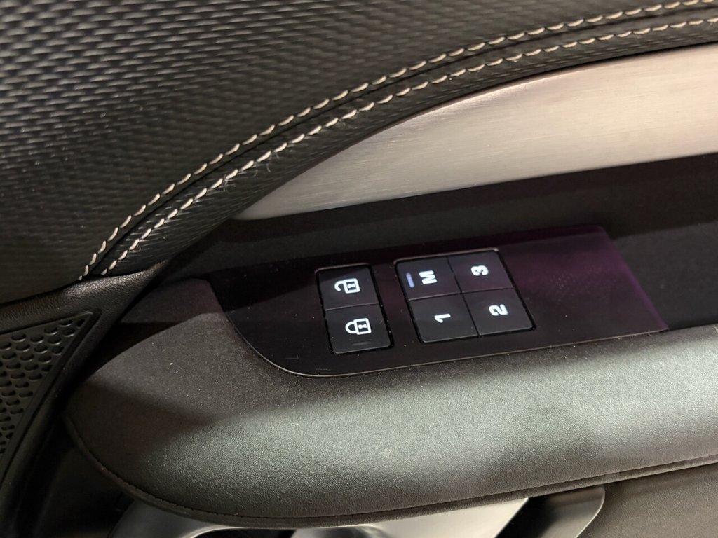 Used Land Rover Discovery 2024 for sale - 76973676: Photo 29