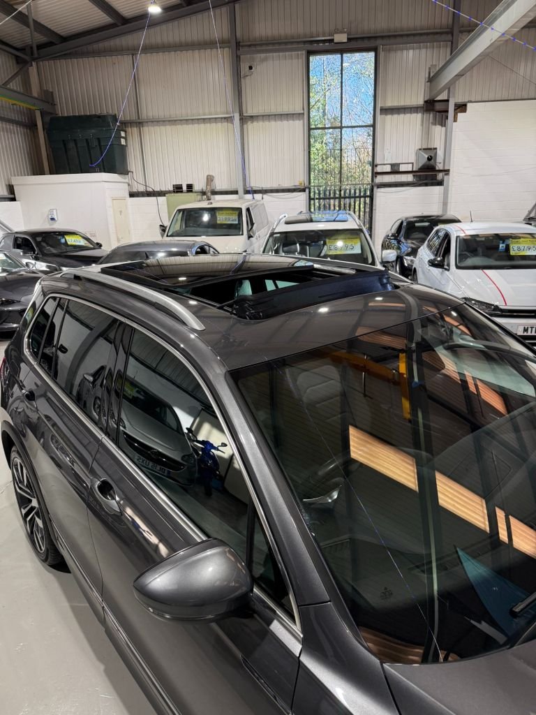 Used Volkswagen Tiguan 2017 for sale - 76642637: Photo 34