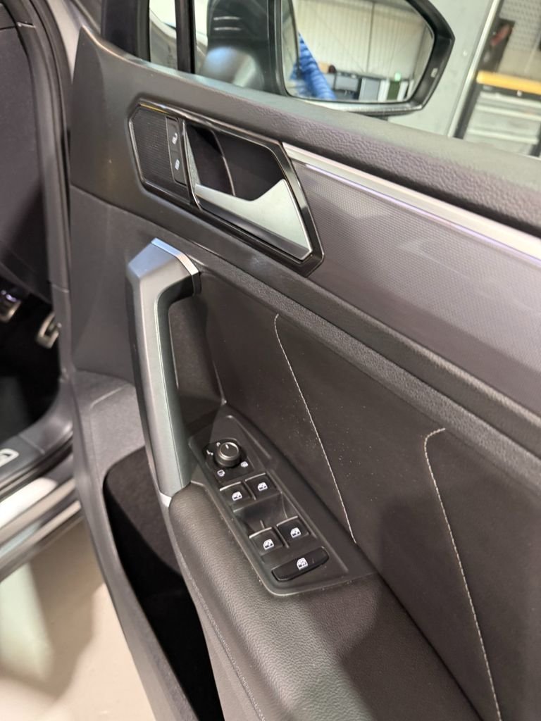 Used Volkswagen Tiguan 2017 for sale - 76642637: Photo 37