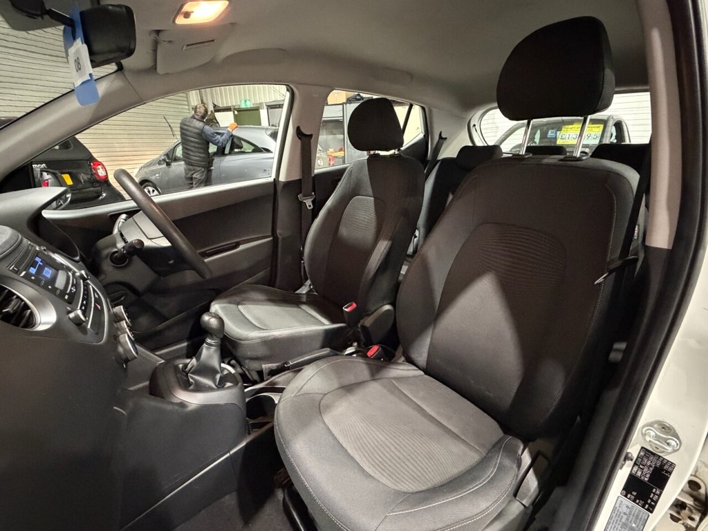 Used Hyundai i10 2018 for sale - 76950389: Photo 16