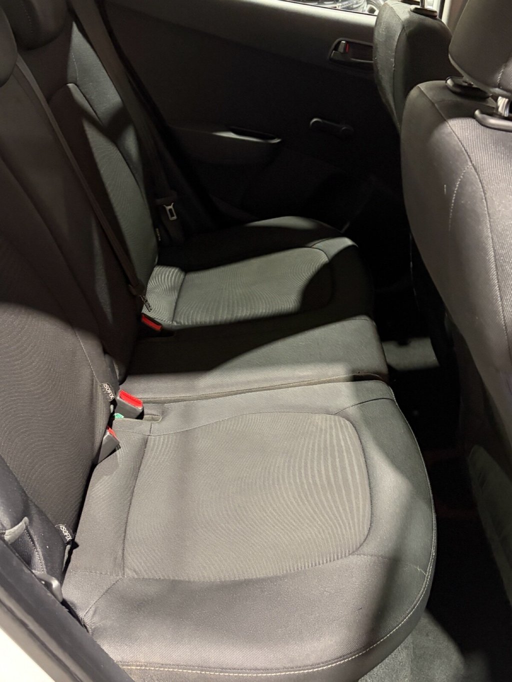 Used Hyundai i10 2018 for sale - 76950389: Photo 17