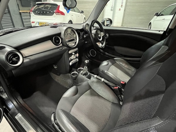 Used MINI Hatch 2009 for sale - 76291041: Photo 11