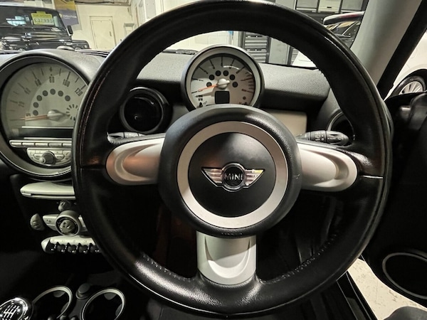 Used MINI Hatch 2009 for sale - 76291041: Photo 13