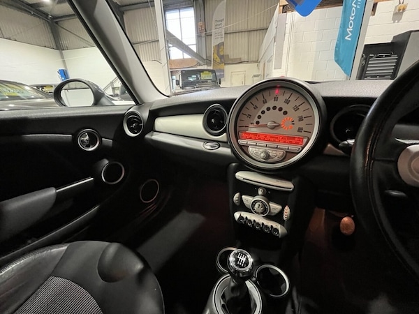 Used MINI Hatch 2009 for sale - 76291041: Photo 14