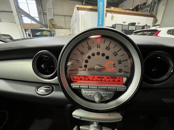 Used MINI Hatch 2009 for sale - 76291041: Photo 15