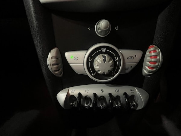 Used MINI Hatch 2009 for sale - 76291041: Photo 16