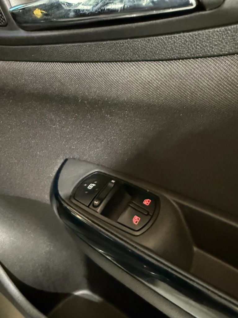 Used Vauxhall Corsa 2015 for sale - 77764827: Photo 28