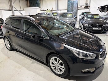 Used Kia Ceed 2015 for sale - 77451960: Photo