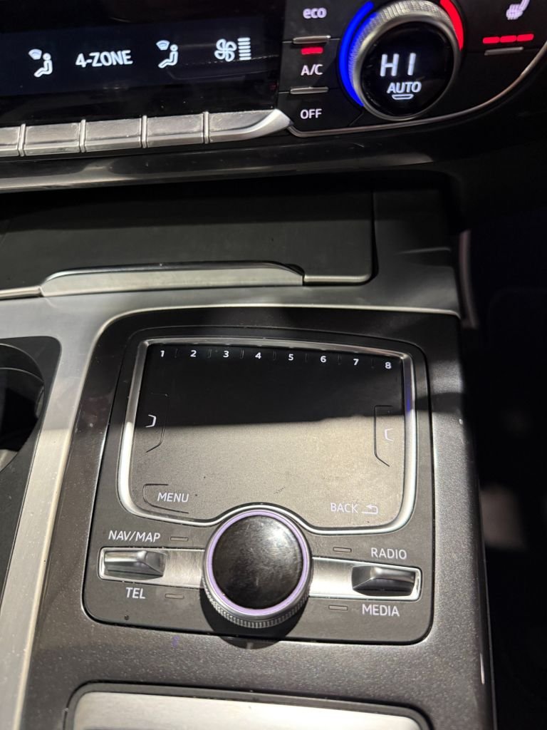 Used Audi Q7 2019 for sale - 76642870: Photo 40