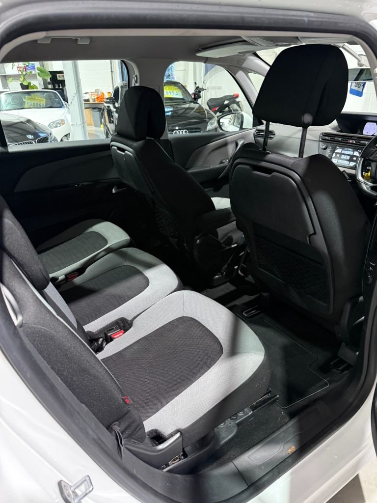 Used Citroen C4 Grand Picasso 2016 for sale - 77498524: Photo 15