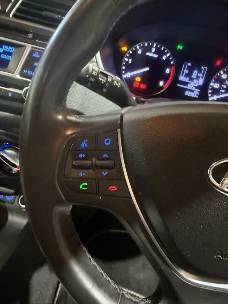 Used Hyundai i20 2016 for sale - 76038773: Photo 17