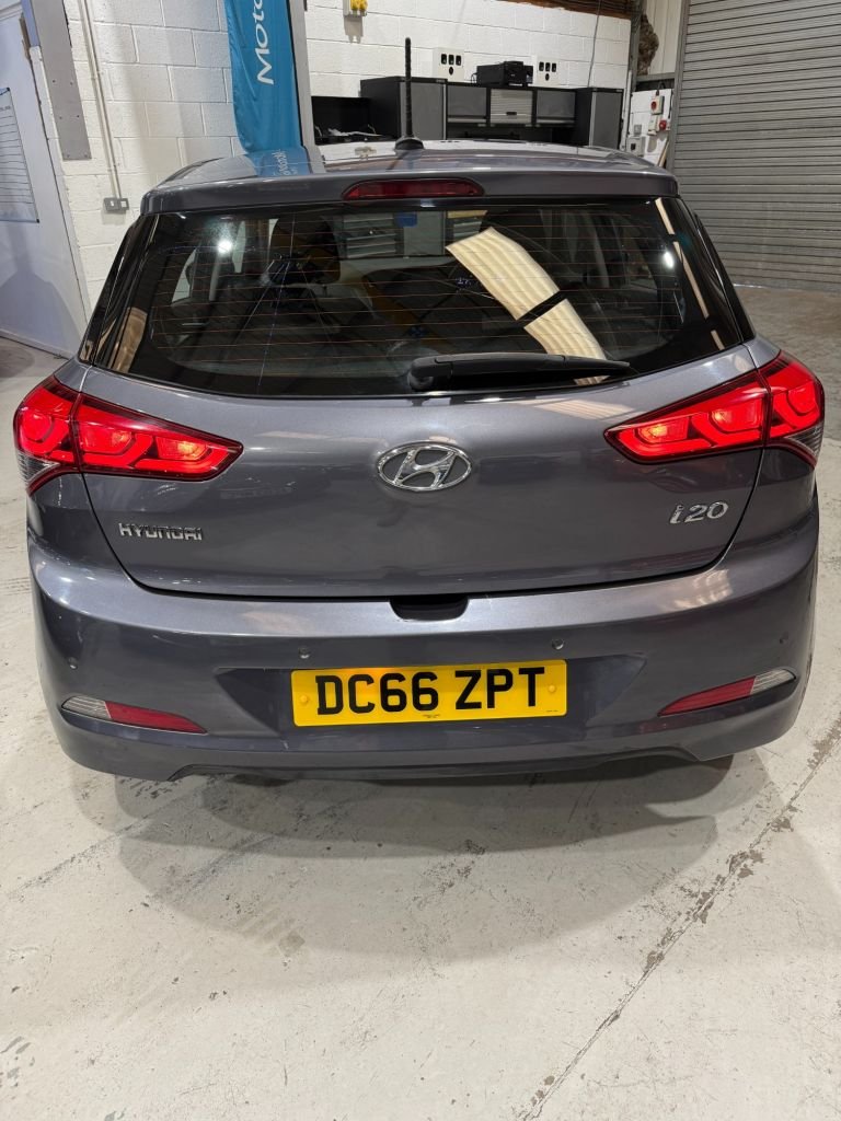 Used Hyundai i20 2016 for sale - 76038773: Photo 4
