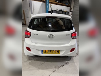 Used Hyundai i10 2015 for sale - 76510097: Photo