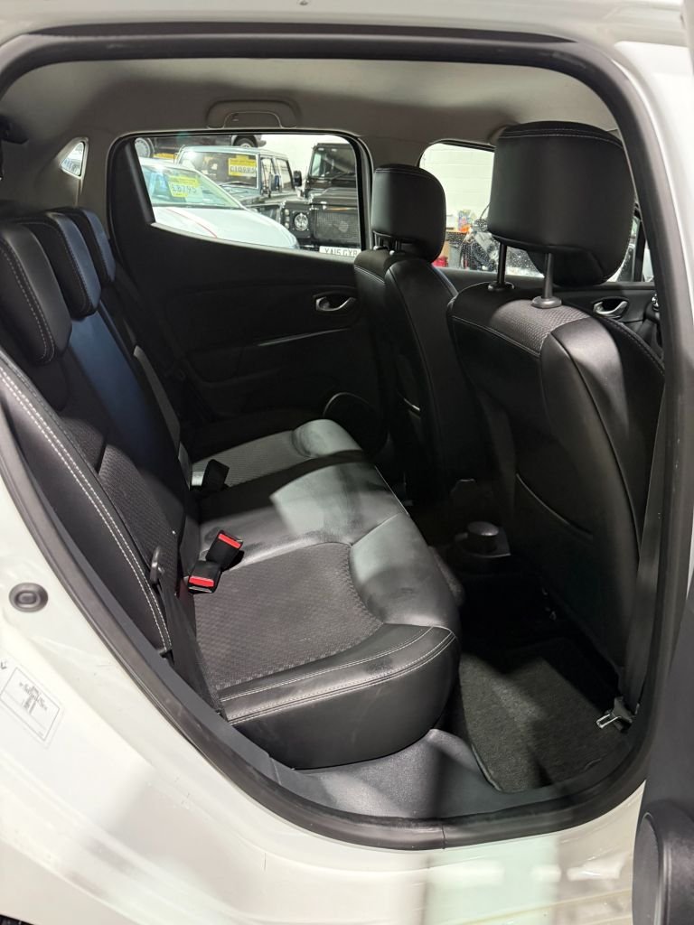 Used Renault Clio 2017 for sale - 76923728: Photo 14