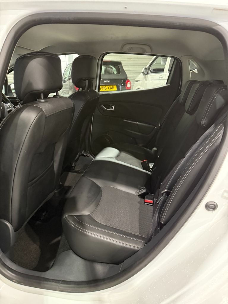 Used Renault Clio 2017 for sale - 76923728: Photo 15