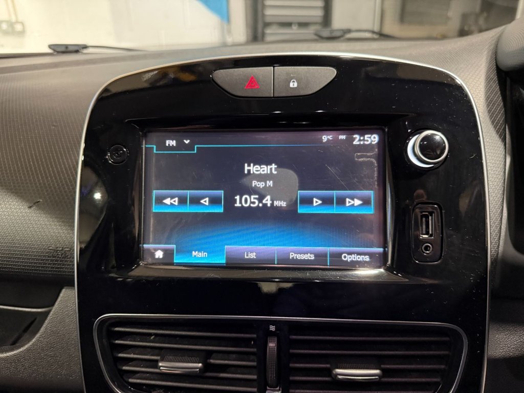 Used Renault Clio 2017 for sale - 76923728: Photo 20