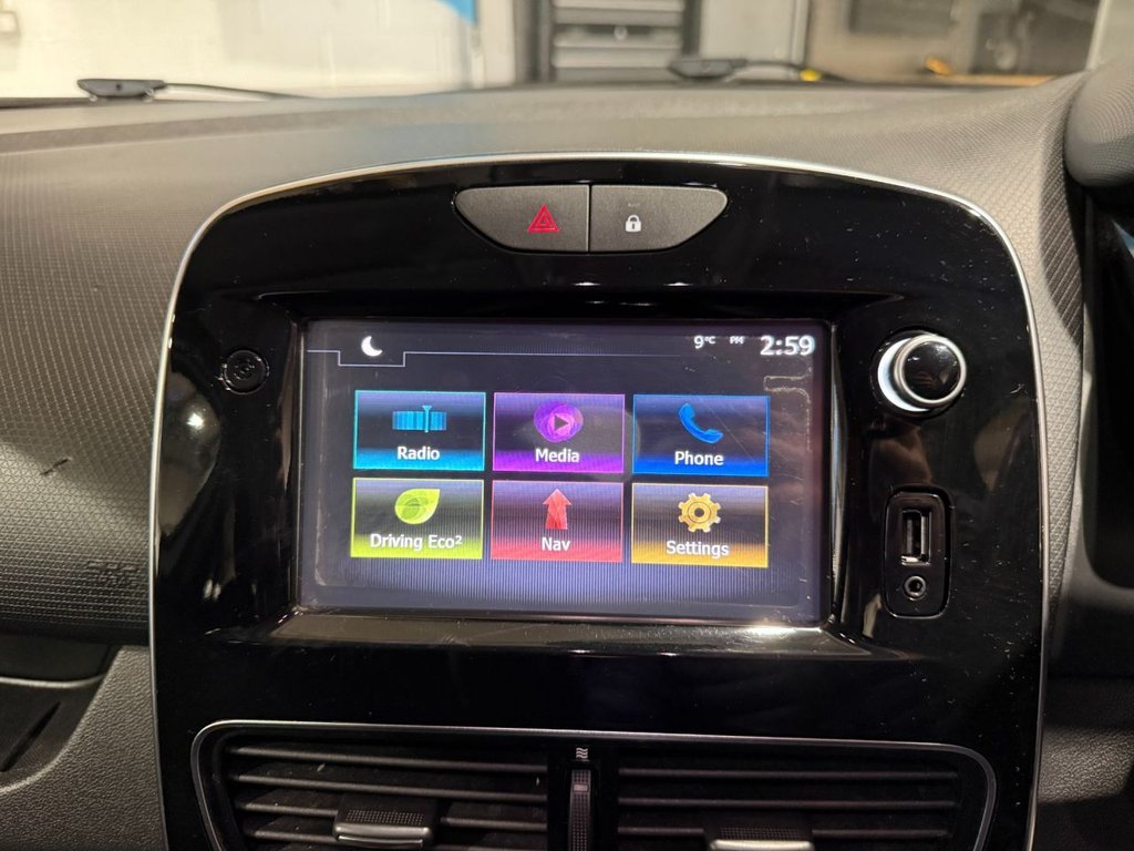 Used Renault Clio 2017 for sale - 76923728: Photo 22