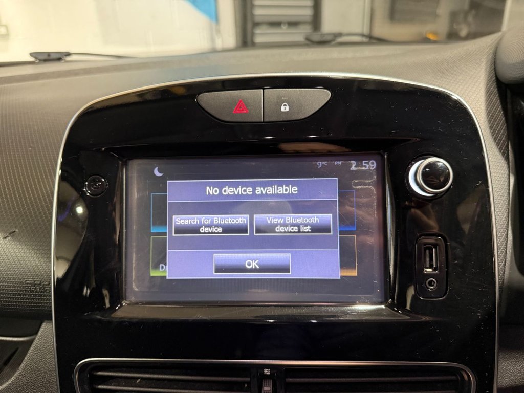 Used Renault Clio 2017 for sale - 76923728: Photo 25