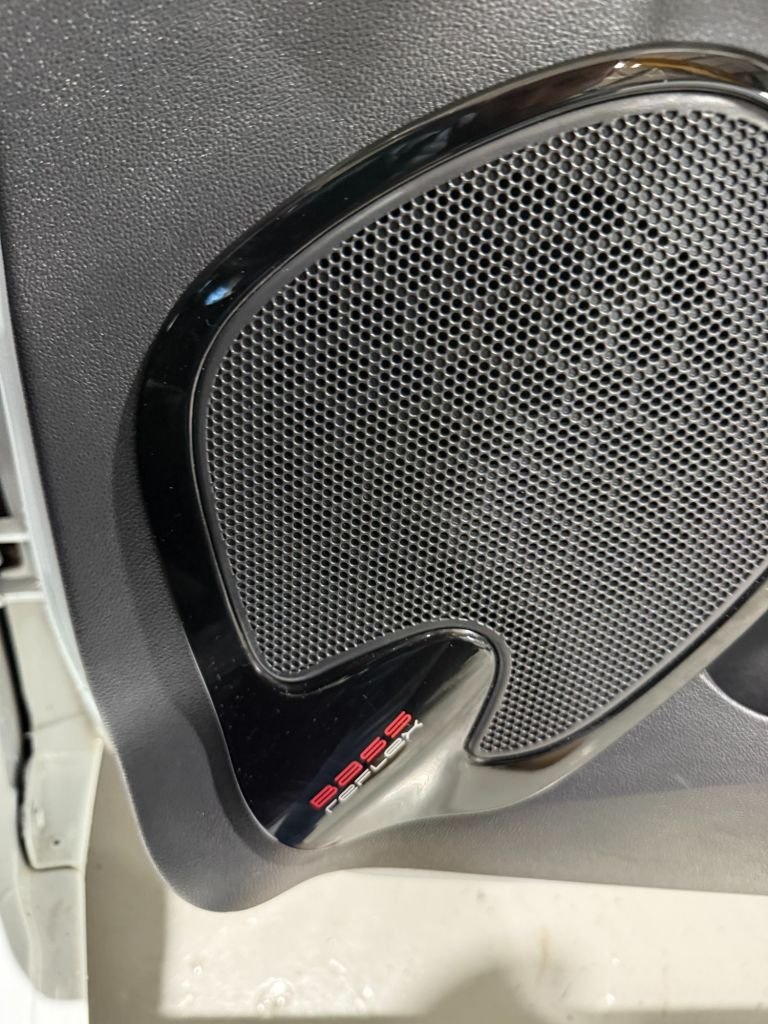 Used Renault Clio 2017 for sale - 76923728: Photo 31