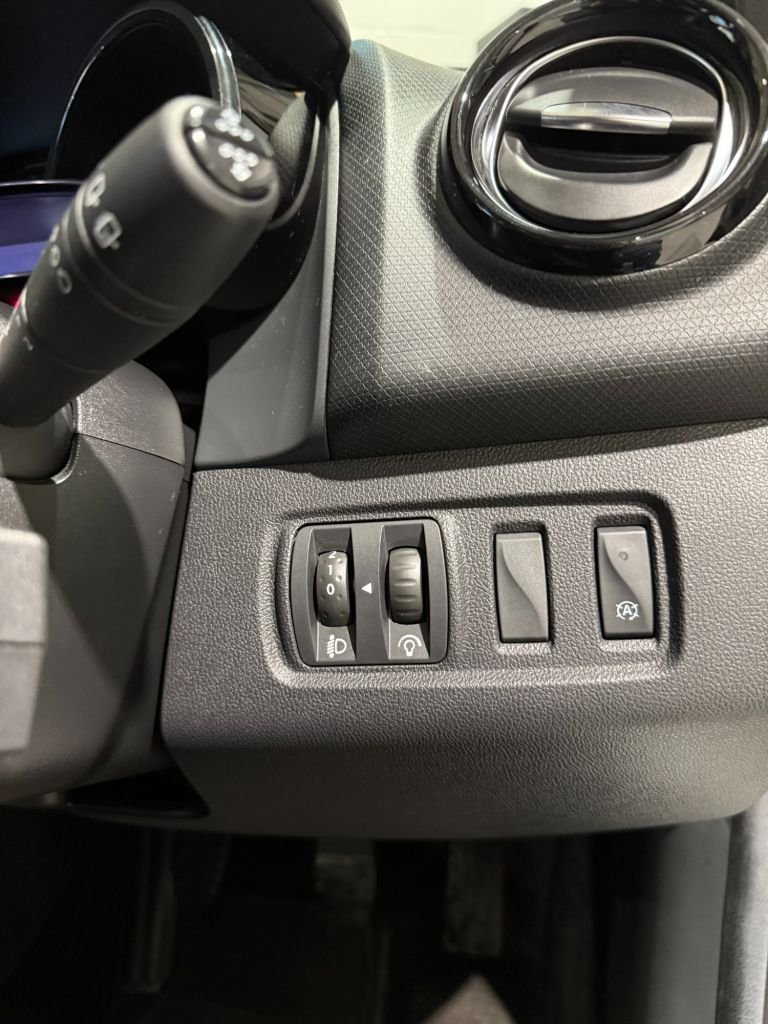 Used Renault Clio 2017 for sale - 76923728: Photo 34