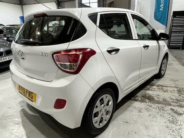 Used Hyundai i10 2015 for sale - 76303633: Photo 3