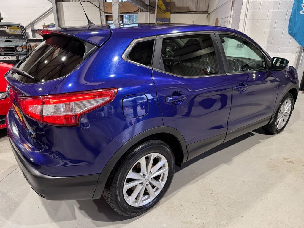 Used Nissan Qashqai 2015 for sale - 77764625: Photo 3