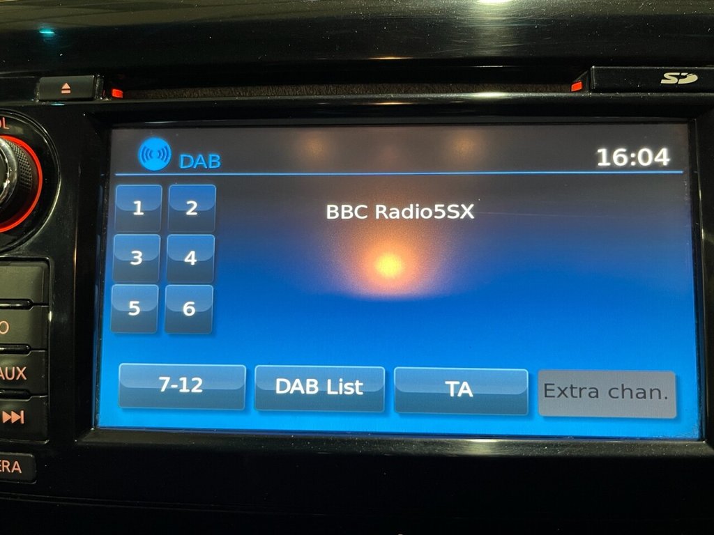 Used Nissan Navara 2018 for sale - 76535859: Photo 25