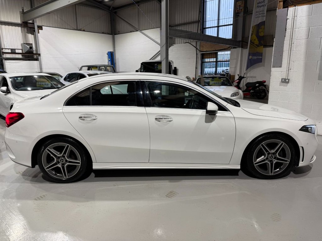 Used Mercedes-Benz A-Class 2019 for sale - 76582368: Photo 2
