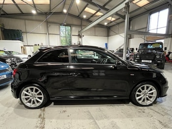 Used Audi A1 2015 for sale - 76266916: Photo 2
