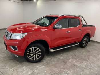 Used Nissan Navara 2016 for sale - 74667389: Photo