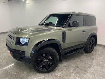 Used Land Rover Defender 90 2024 for sale - 75949608: Photo