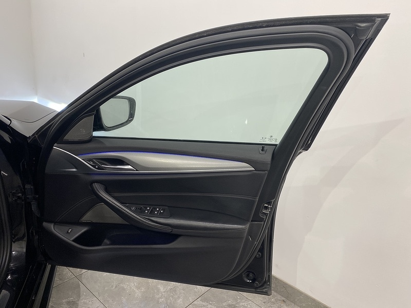 Used BMW 5 Series 2018 for sale - 76143695: Photo 16