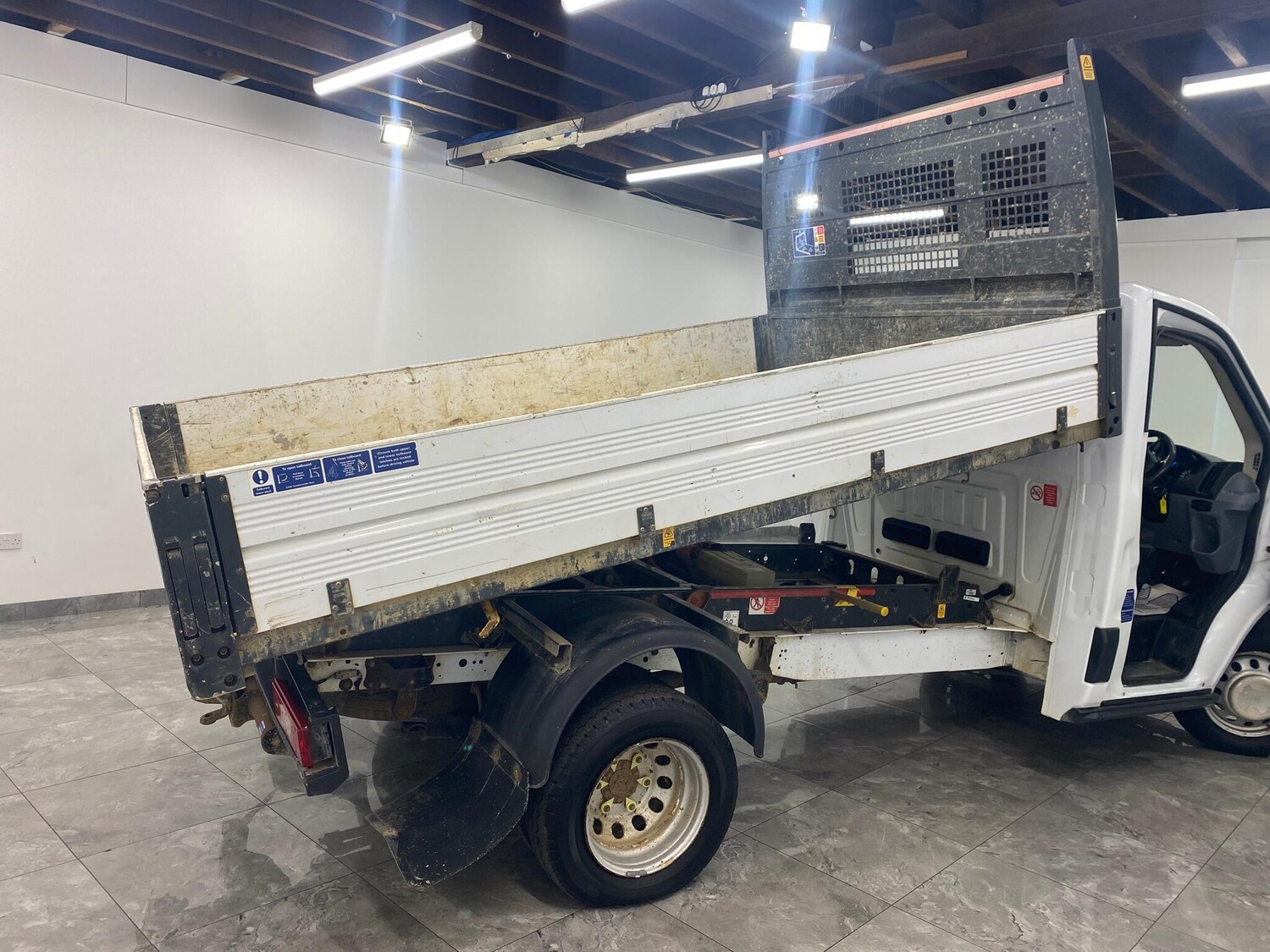 Vehicle 6