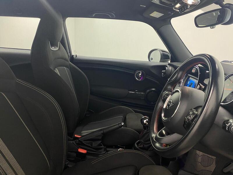 Used MINI Hatch 2020 for sale - 75994257: Photo 10