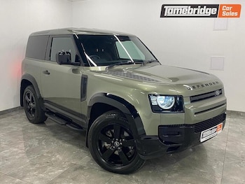 Land Rover - Defender 90