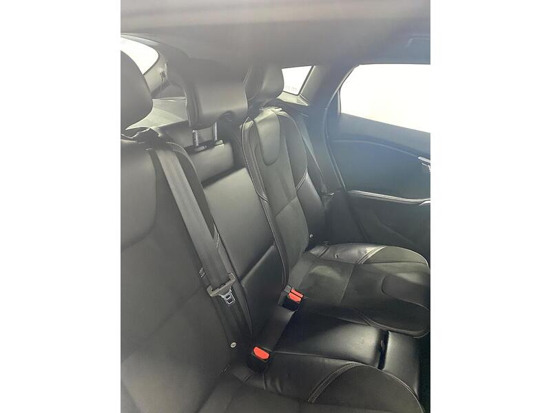 Used Volvo V40 2017 for sale - 75994186: Photo 13