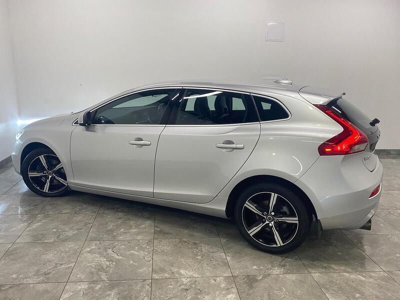 Used Volvo V40 2017 for sale - 75994186: Photo 6