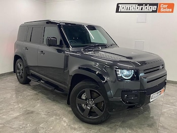 Used Land Rover Defender 110 2023 for sale - 75994260: Photo