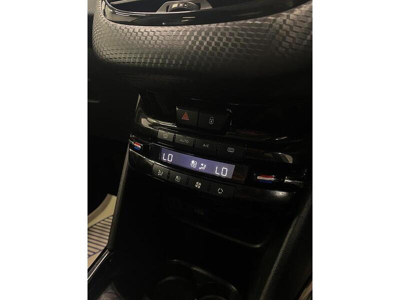 Used Peugeot 2008 2019 for sale - 75994201: Photo 19