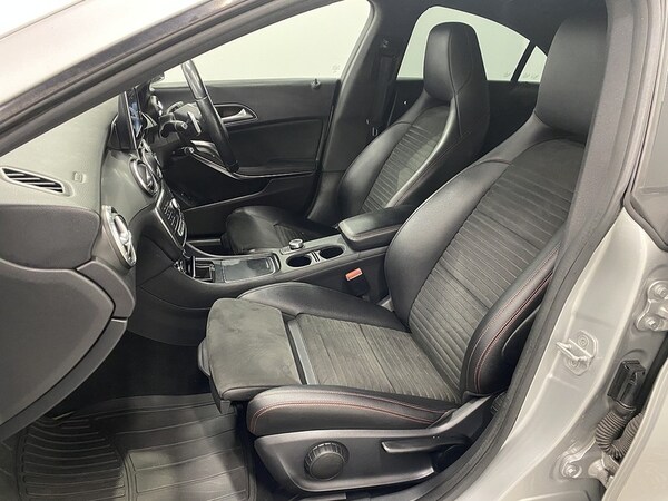 Used Mercedes-Benz CLA 2018 for sale - 76102102: Photo 10