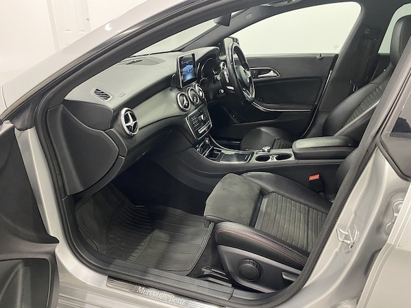 Used Mercedes-Benz CLA 2018 for sale - 76102102: Photo 9