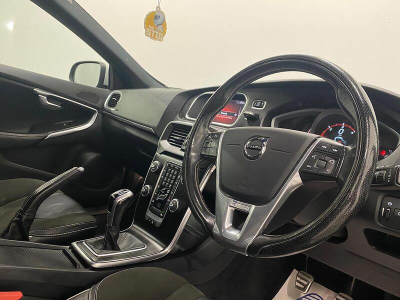 Used Volvo V40 2017 for sale - 75994241: Photo 11