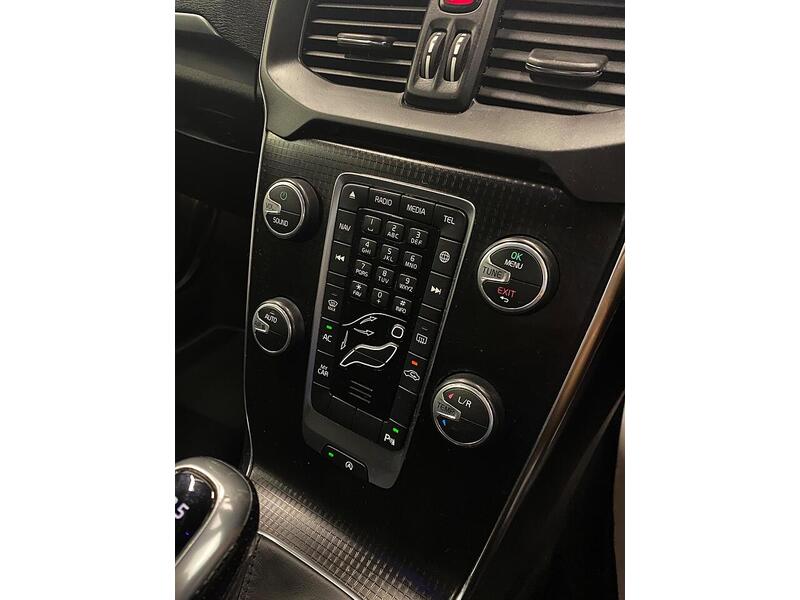 Used Volvo V40 2017 for sale - 75994241: Photo 17